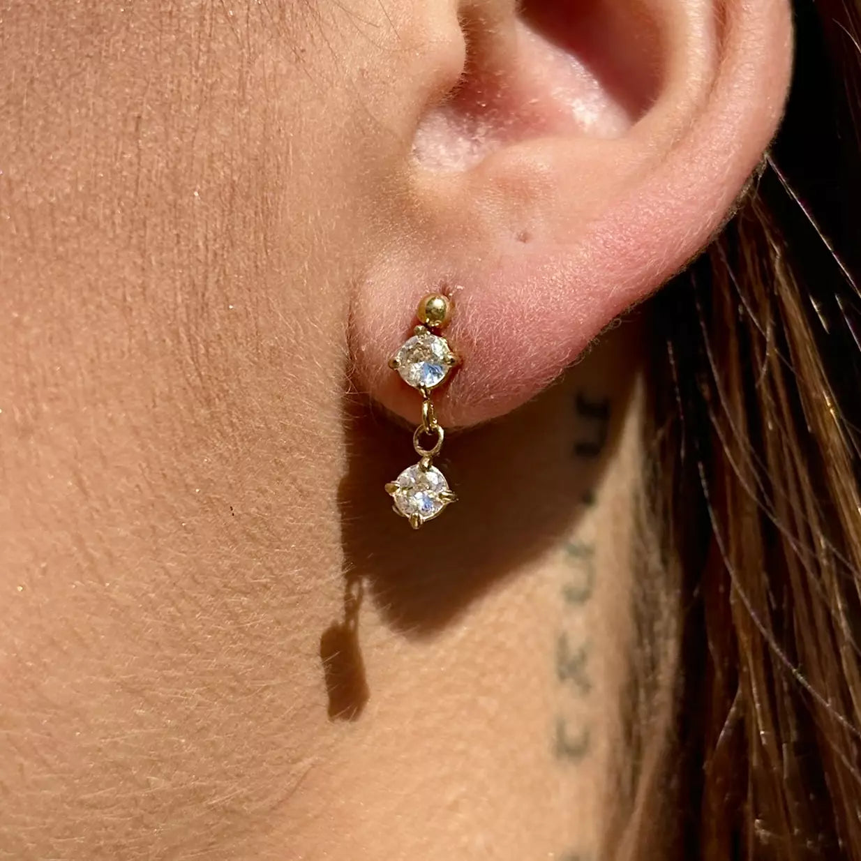 Boucles d’oreille 2 strass
